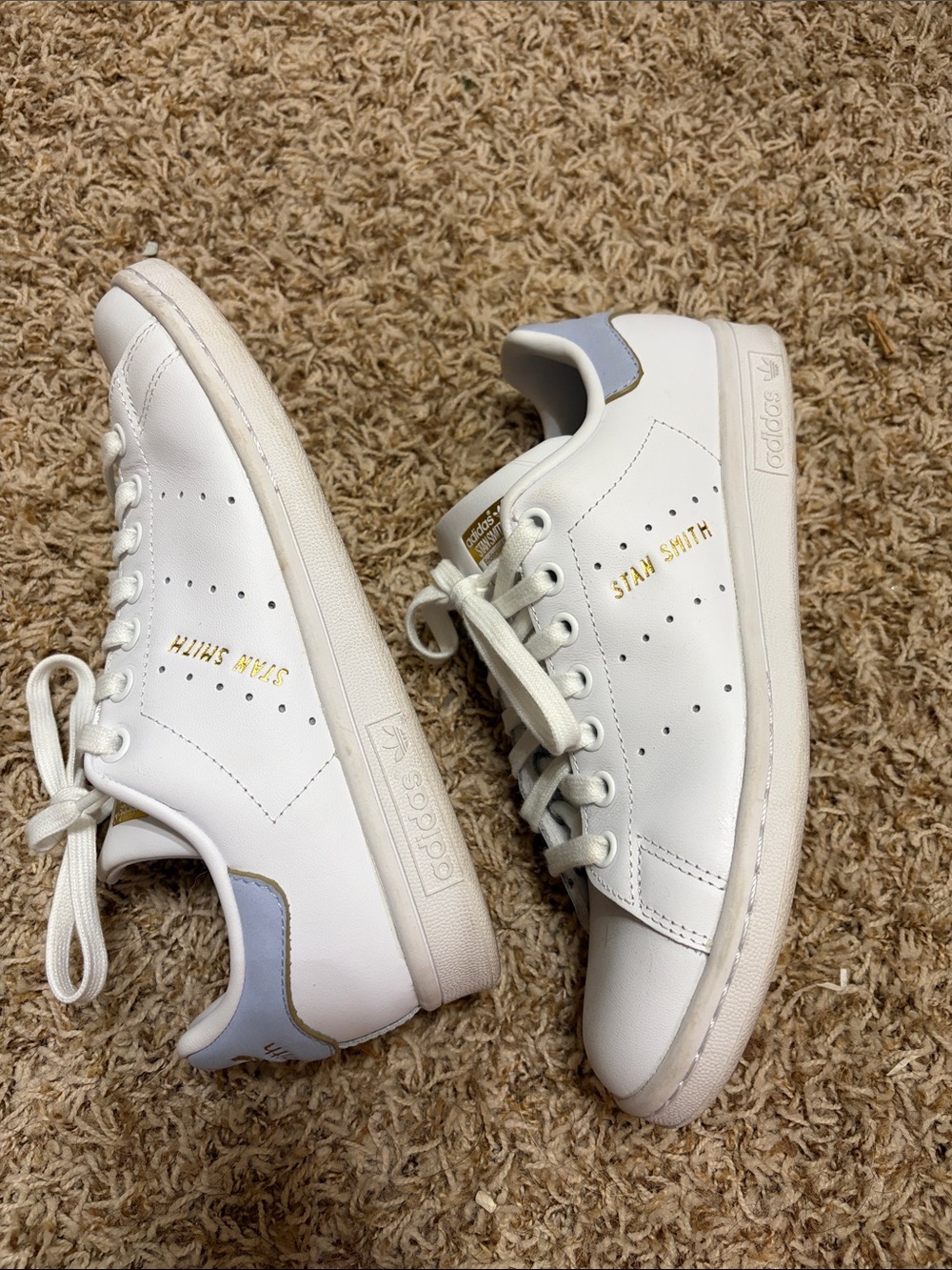 Adidas Stan Smith Women’s 7 White Leather Sneakers with Light Blue Heel